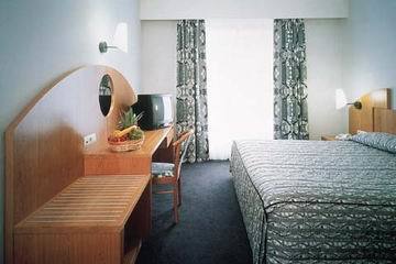 Astoria Hotel 3*